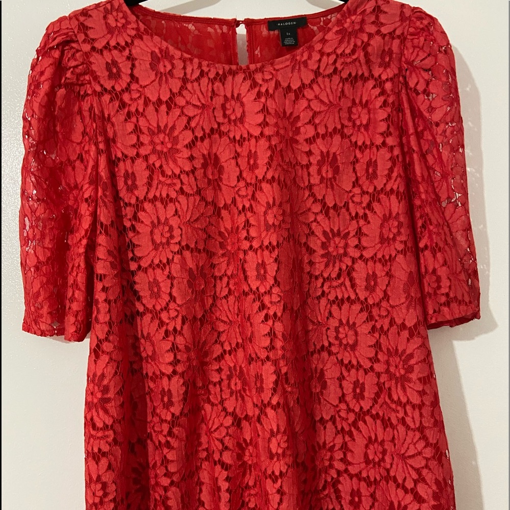 Halogen darling short sleeve blouse.